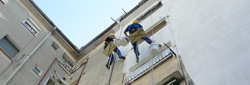 Trabajos verticales de rehabilitacion de fachadas y patios.